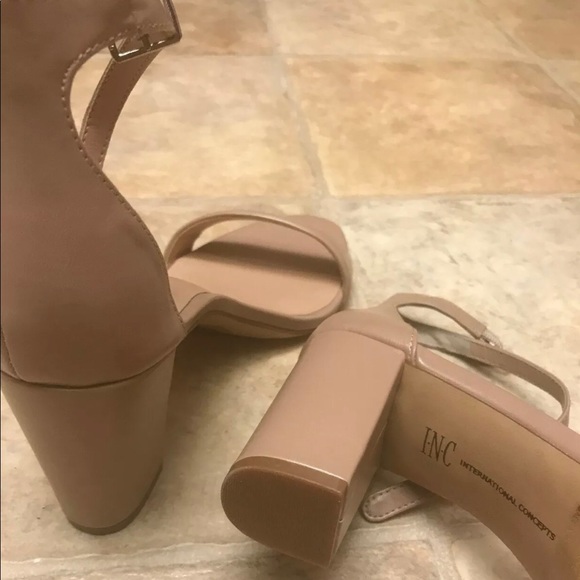 INC - International Concepts Chunky Heel - Picture 3 of 4